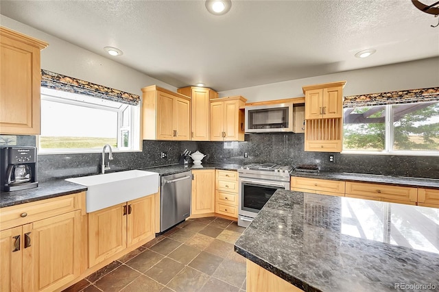 5225 Tom Bay Pl, Bennett, CO 80102 - photo 11