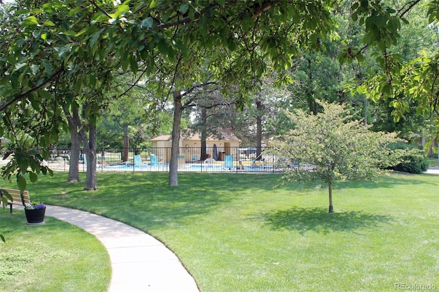13952 E Marina Dr Unit 304, Aurora, CO 80014 - surrounding community featuring a swimming pool