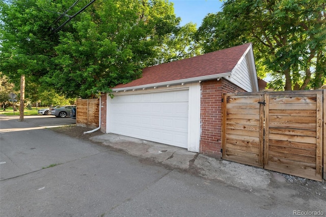 3016 N Franklin St, Denver, CO 80205 - view of detached garage