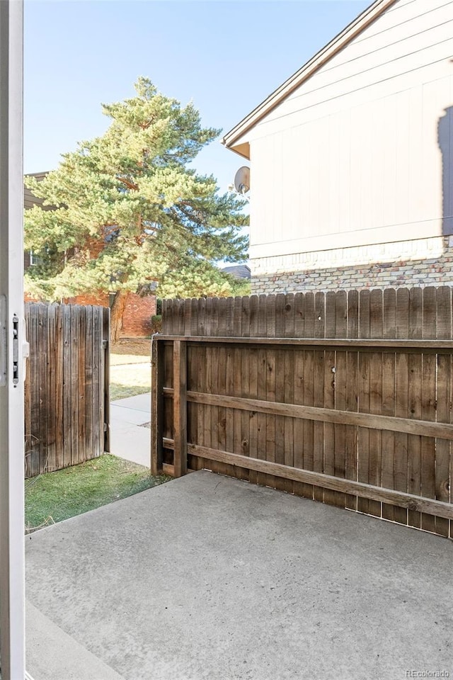 exterior space featuring fence