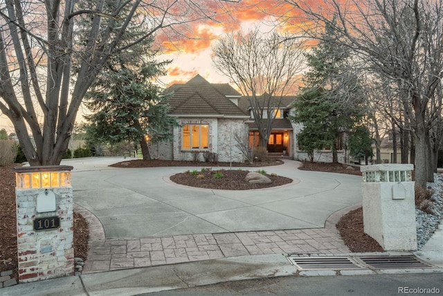 101 Glenmoor Ln, Cherry Hills Village, CO 80113 - view of front facade featuring curved driveway