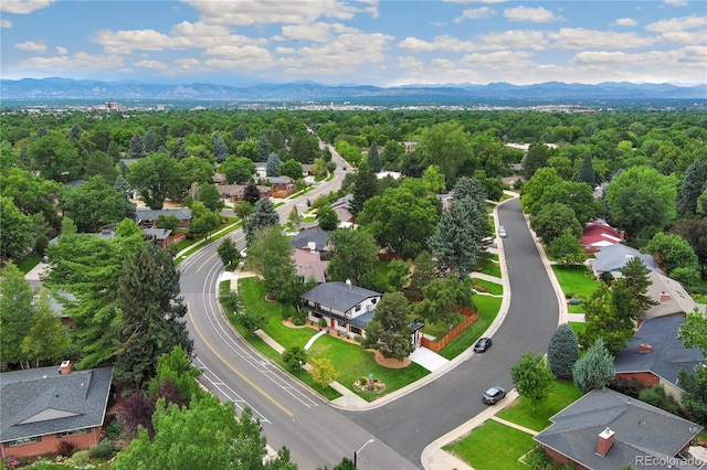 bird's eye view featuring a mountain view