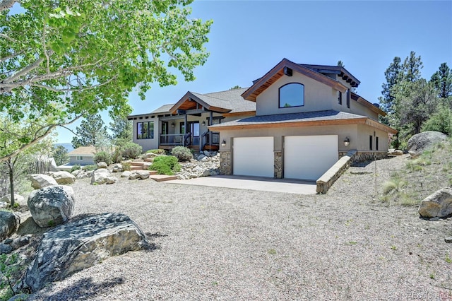 view of front of property featuring a garage