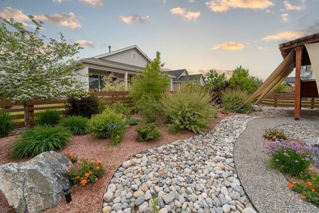 565 Pikes View Dr, Erie, CO 80516 - view of yard