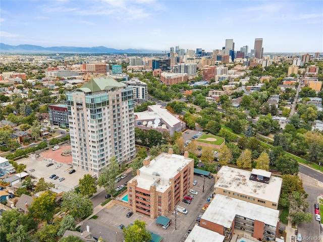 bird's eye view featuring a mountain view