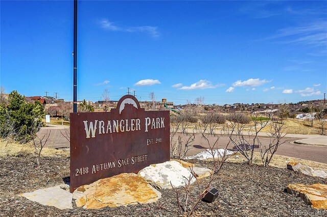 3838 Brush Rd, Castle Rock, CO 80108 - view of community / neighborhood sign