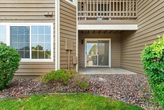 3413 W 114th Cir Unit B, Westminster, CO 80031 - entrance to property featuring a balcony and a patio area