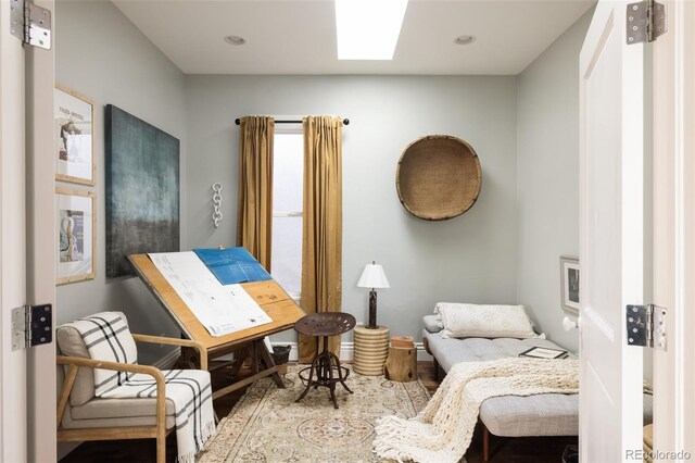 sitting room with a skylight