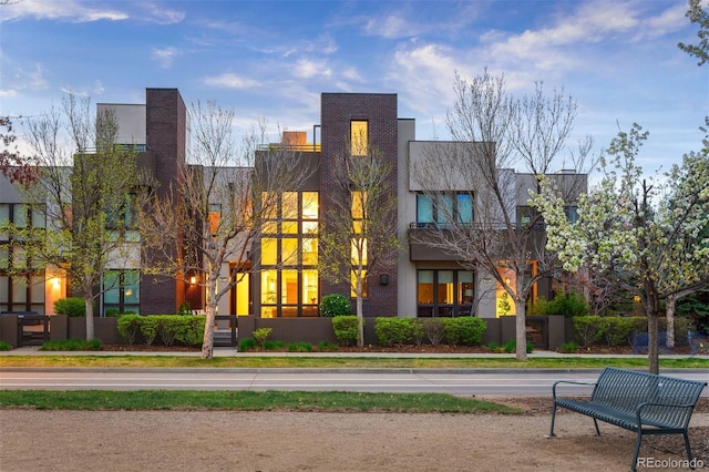 8071 E 29th Ave, Denver, CO 80238 - view of front of property featuring stucco siding