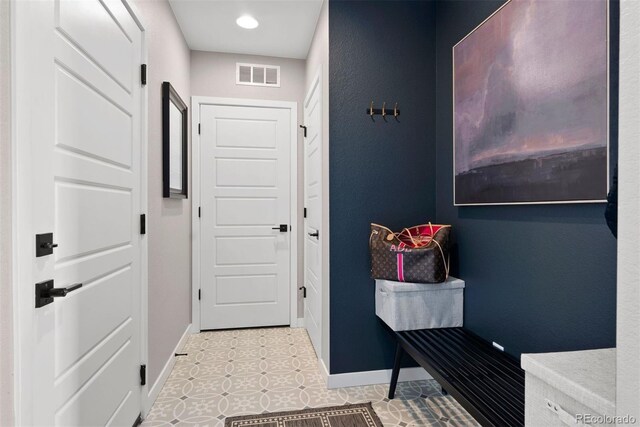 15020 Cast Pebble Cir, Parker, CO 80134 - mudroom featuring baseboards