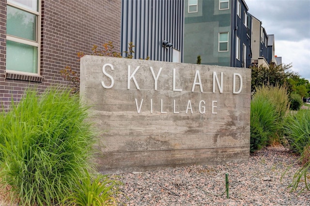 3030 Wilson Ct Unit 5, Denver, CO 80205 - view of community sign
