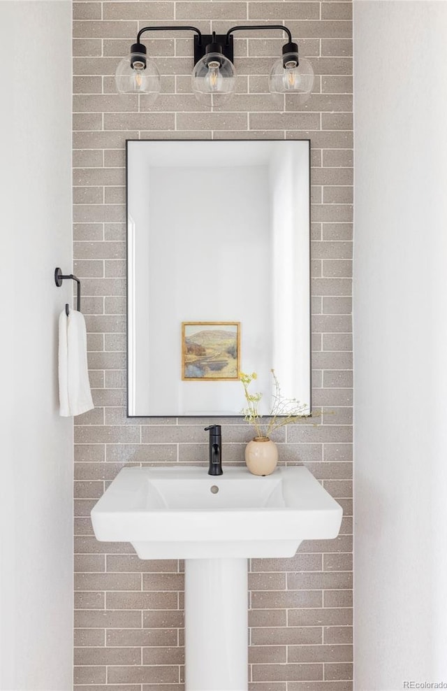 108 Arapahoe St, Golden, CO 80403 - view of bathroom