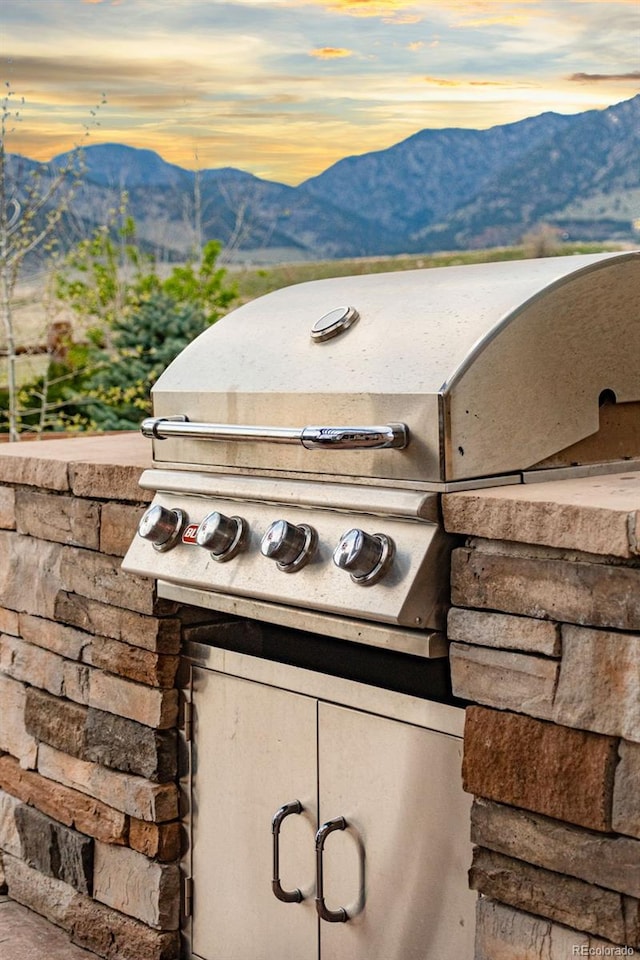 details featuring a mountain view