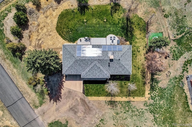 aerial view of property and surrounding area