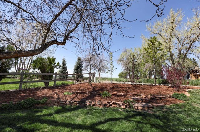 2539 Lake Meadow Dr, Lafayette, CO 80026 - view of yard