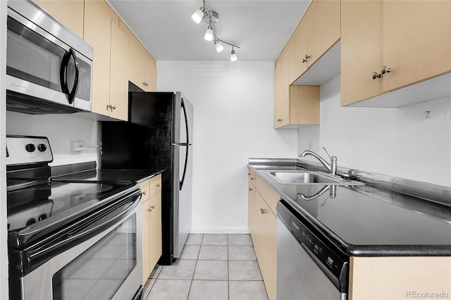 250 N Pearl St Unit 209, Denver, CO 80203 - photo 11