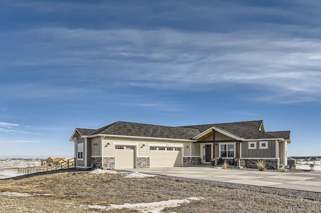 view of front facade with a garage