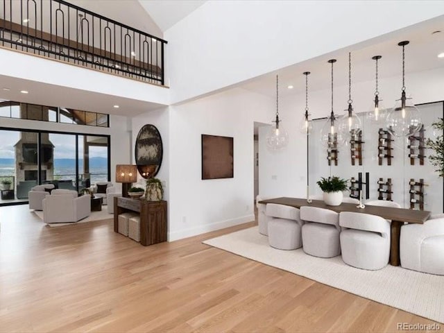 860 Diamond Ridge Cir, Castle Rock, CO 80108 - building lobby with high vaulted ceiling