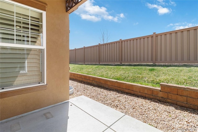 5895 S Taft Ct Unit H, Littleton, CO 80127 - view of yard featuring a patio