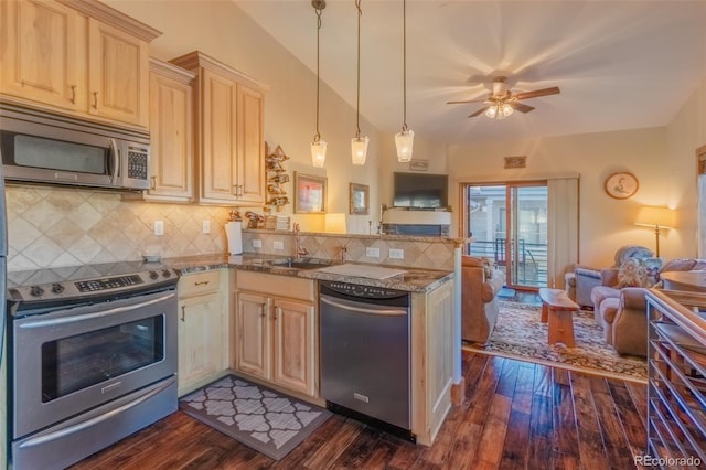 504 Ravenwood Dr Unit B1, Grand Lake, CO 80447 - photo 7