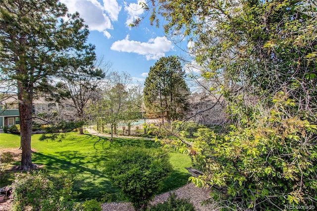 2690 E Otero Pl Unit 7, Centennial, CO 80122 - view of property's community with a yard