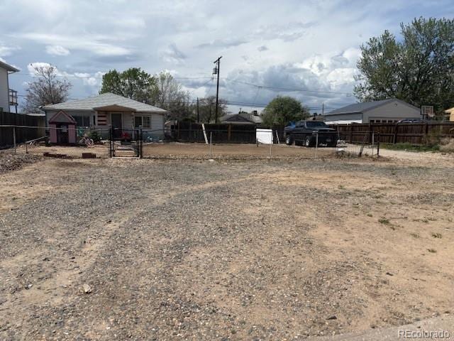 6441 Niagara St, Commerce City, CO 80022 - view of yard with fence