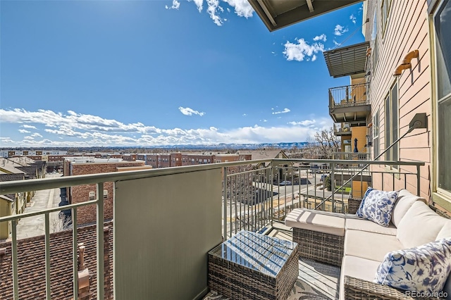 balcony featuring an outdoor hangout area