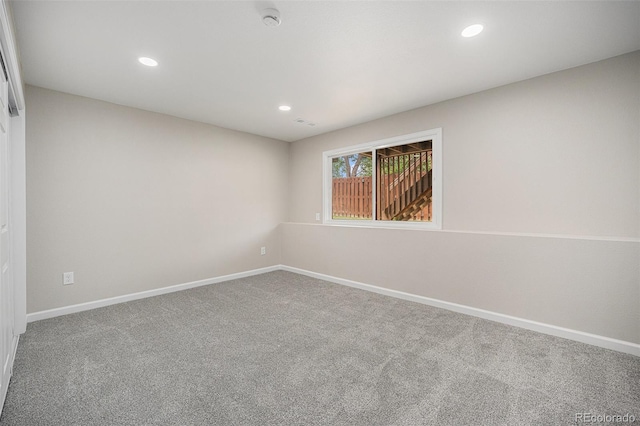 17548 E Wesley Pl, Aurora, CO 80013 - unfurnished room featuring carpet, recessed lighting, and a smoke detector