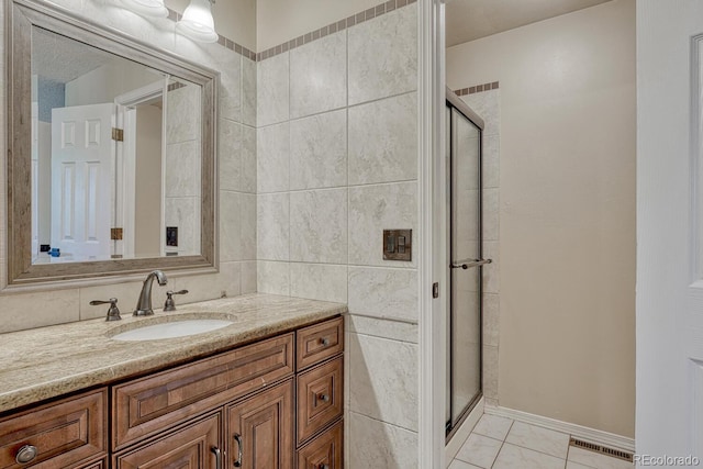 1572 W Long Ave, Littleton, CO 80120 - full bath featuring a shower stall and vanity