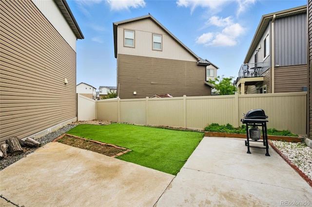 18619 E 50th Pl, Denver, CO 80249 - view of yard featuring a patio area