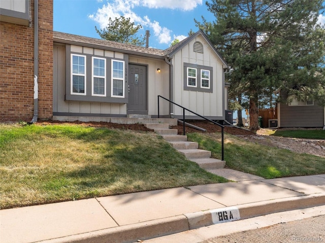 16986 E Piedmont Dr Unit A, Aurora, CO 80015 - single story home featuring a front yard