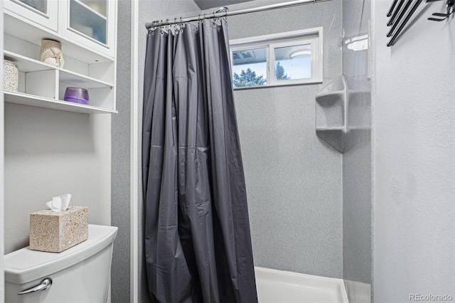 7636 S Eaton Way, Littleton, CO 80128 - full bathroom featuring curtained shower