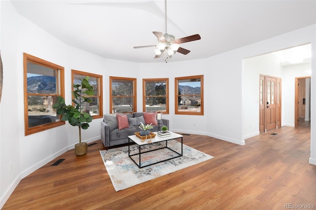 232 Crown High Ct, Colorado Springs, CO 80904 - photo 9