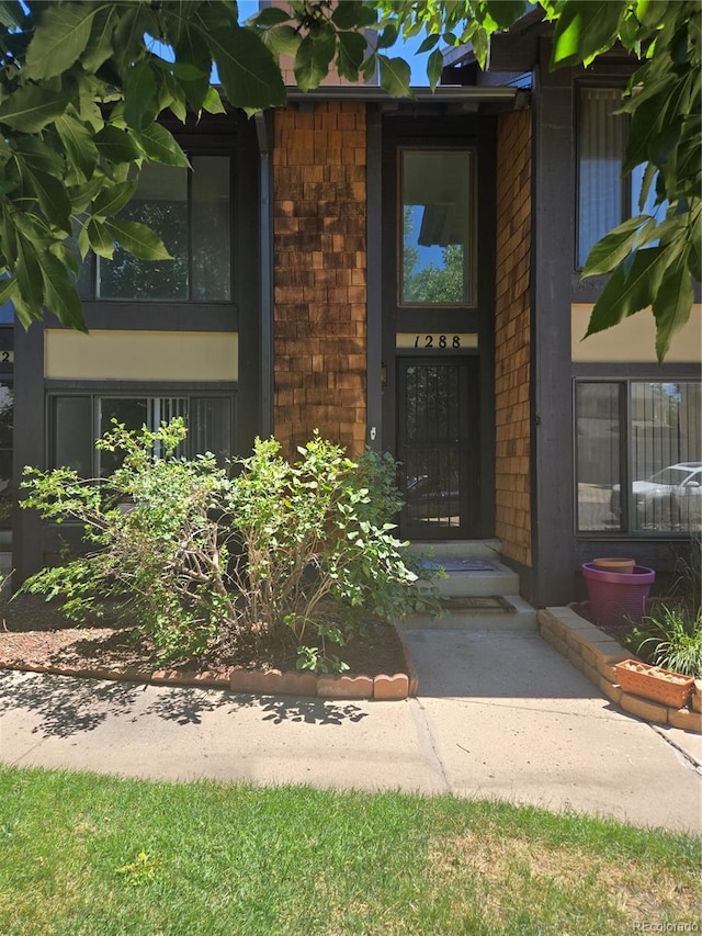 1288 S Carson Way, Aurora, CO 80012 - photo 2