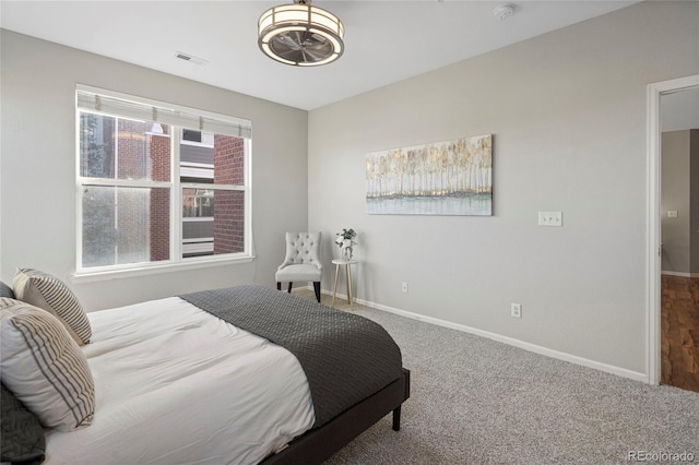 bedroom with carpet flooring