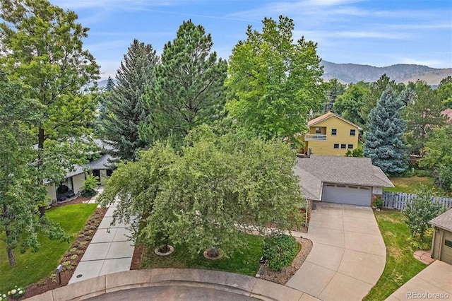 bird's eye view featuring a mountain view