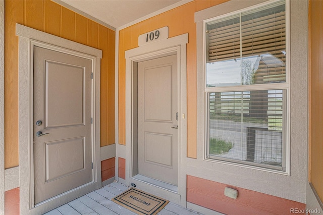 109 Peak Vw, Granby, CO 80446 - entrance to property with covered porch