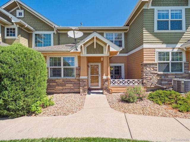 3662 S Perth Cir Unit 104, Aurora, CO 80013 - craftsman house with stone siding