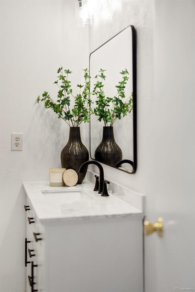 6463 S Vance St, Littleton, CO 80123 - bathroom featuring vanity