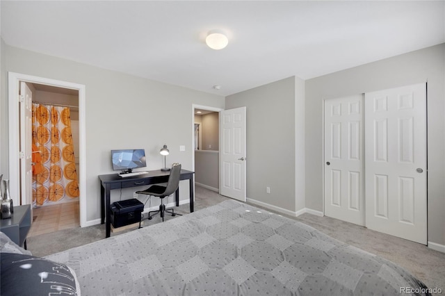 office space featuring carpet floors and baseboards