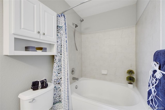 4357 W 118th Pl, Westminster, CO 80031 - bathroom with toilet and shower / tub combo with curtain
