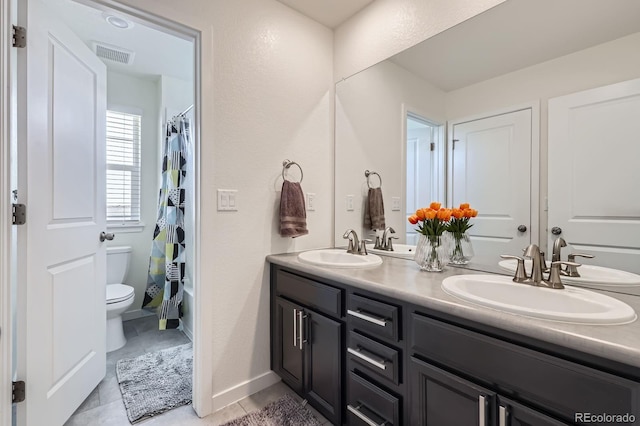 10991 Xanadu St, Commerce City, CO 80022 - full bath featuring double vanity and toilet