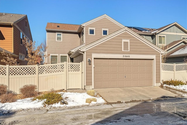 view of front facade featuring a garage