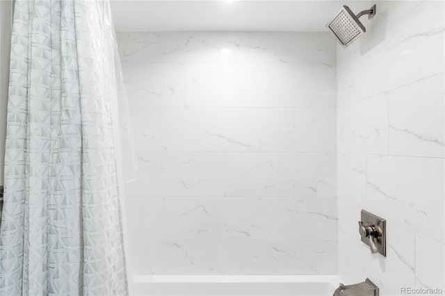 1551 Larimer St Unit 1405, Denver, CO 80202 - full bath with shower / tub combo with curtain