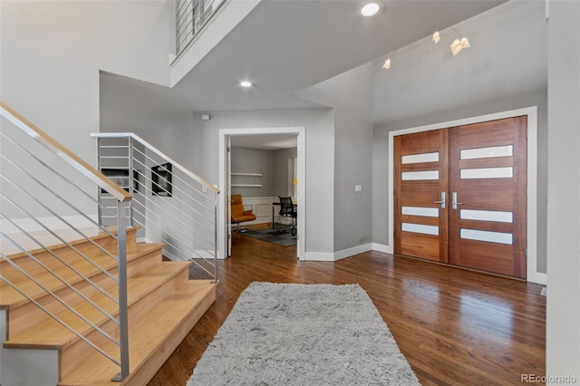 10293 E Sheri Ln, Englewood, CO 80111 - entrance foyer with wood finished floors, stairway, and recessed lighting