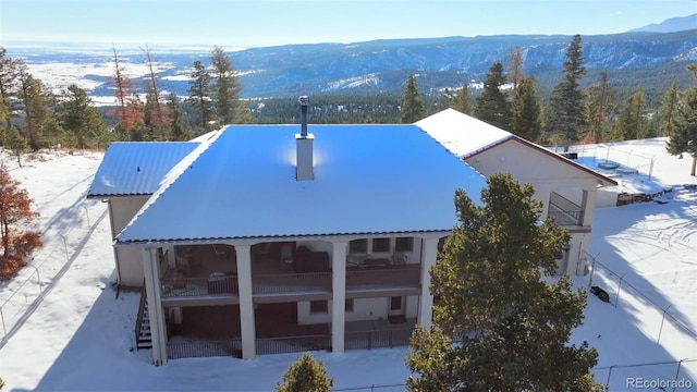 exterior space with a mountain view