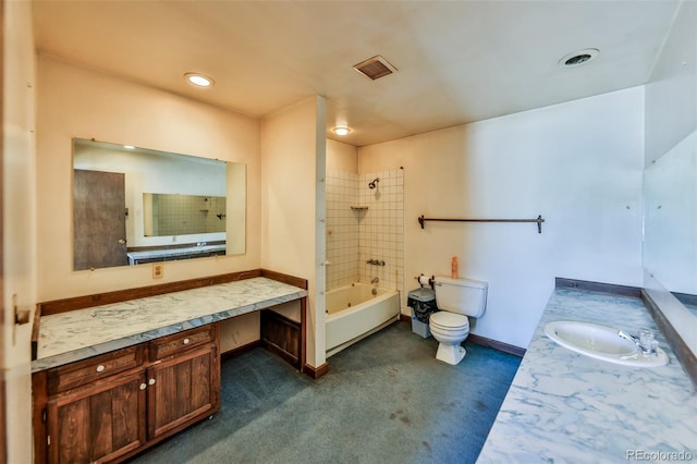 bathroom featuring shower / washtub combination, visible vents, toilet, vanity, and baseboards