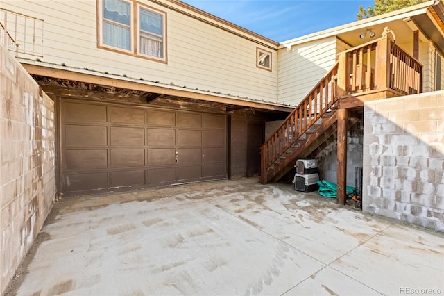 10000 State Highway 96, Westcliffe, CO 81252 - garage featuring driveway
