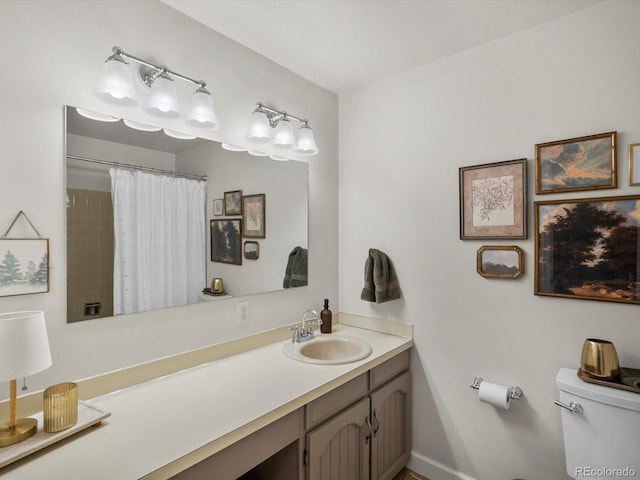 13762 W 67th Pl, Arvada, CO 80004 - bathroom featuring vanity and a shower with curtain