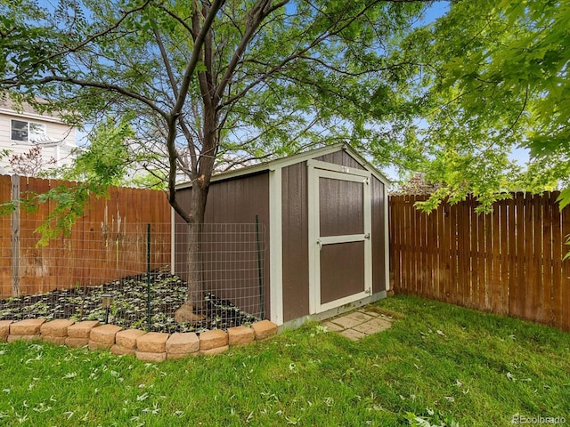 23222 E Orchard Pl, Aurora, CO 80015 - view of shed with a fenced backyard